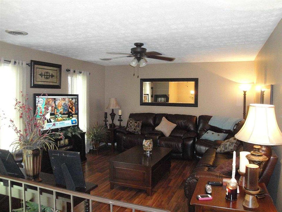 1st image of 3464 Creechwood Dr