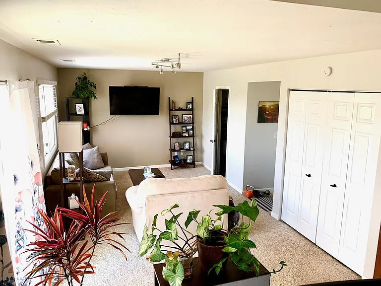 495 Slippery Elm Ct — Photo 5