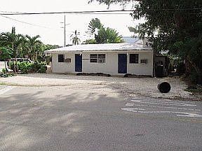 1st image of 103 Caloosa St