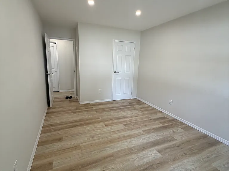 48 Stonehurst Blvd #C — Photo 20
