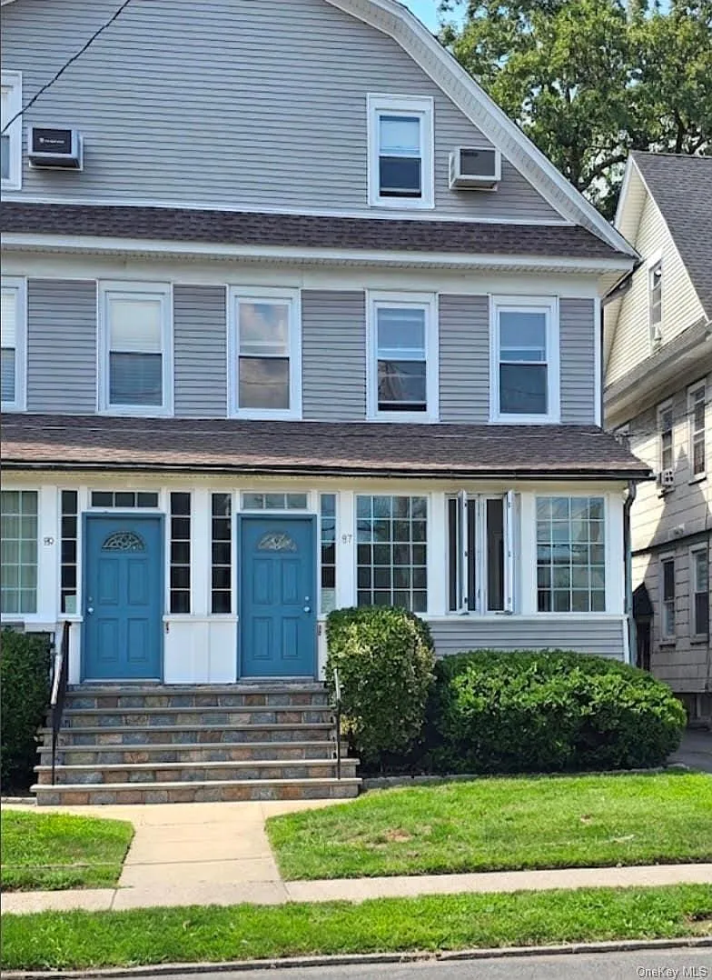 1 bed, 1.0 bath, 800 sqft, $1,900 — Photo 1
