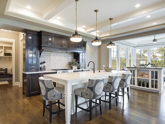 4th image of 696 Woodland Hills Ct