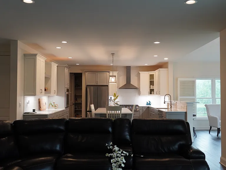 4665 Carlyes Ct — Photo 12