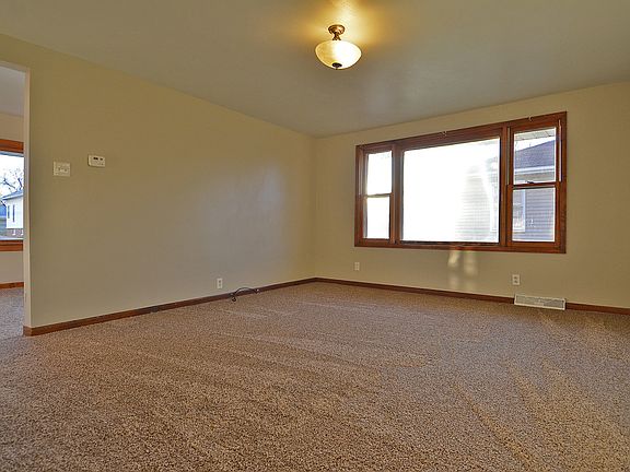 4th image of 1310 Dalton St