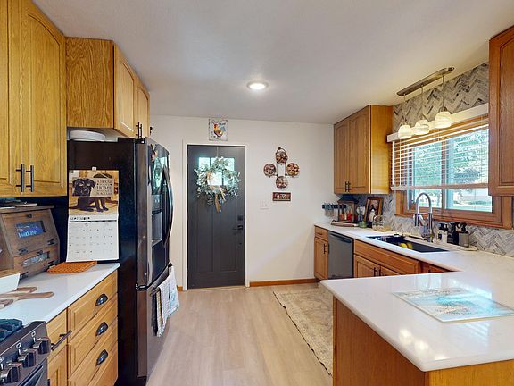 4th image of 401 E 13th Ave