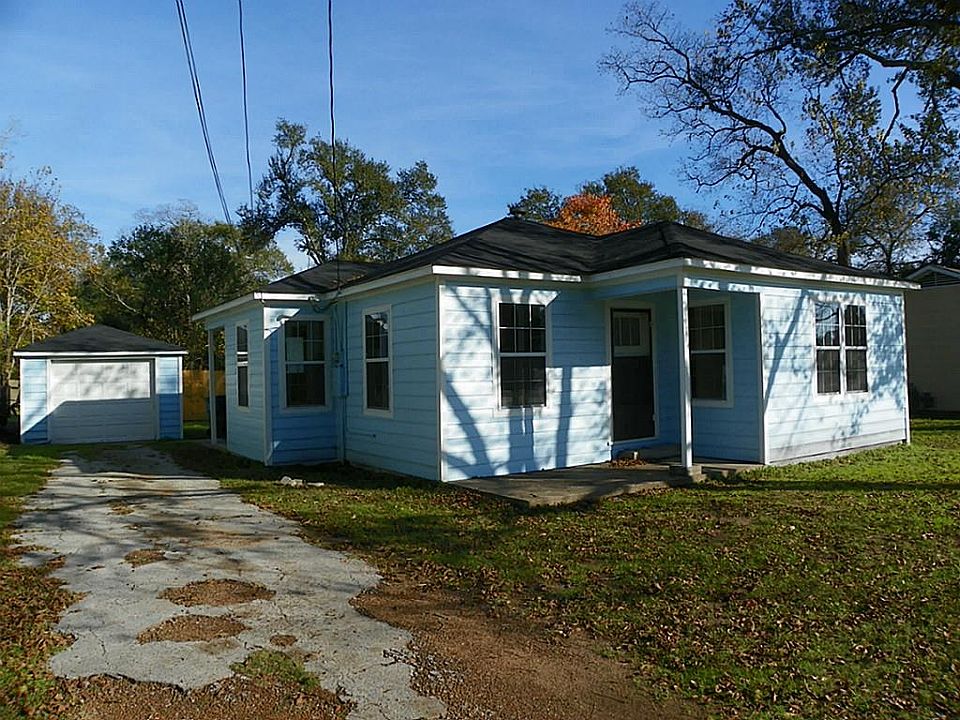 1st image of 411 N Meyer St