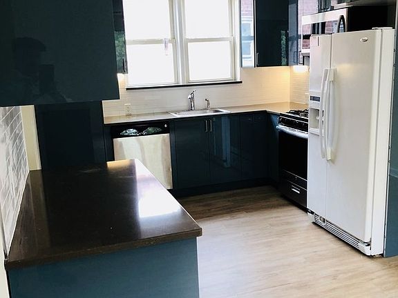 4th image of 2689 E 26th St #2