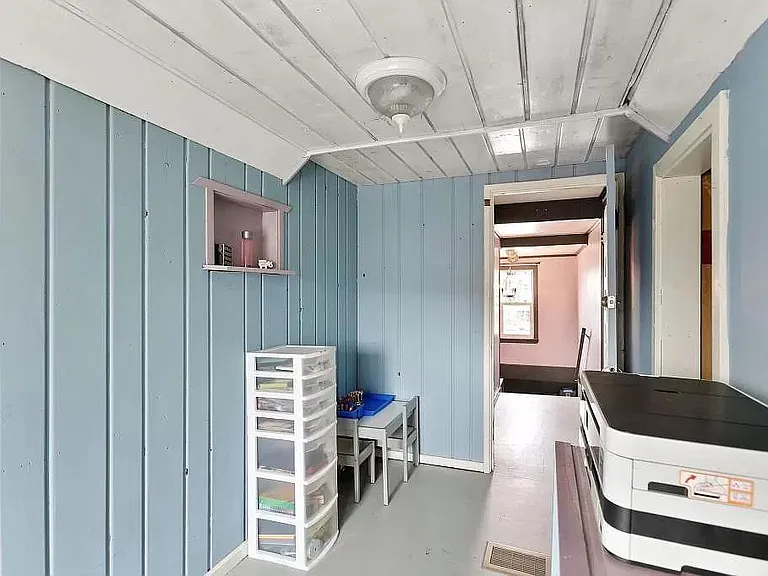 Attic Room 2