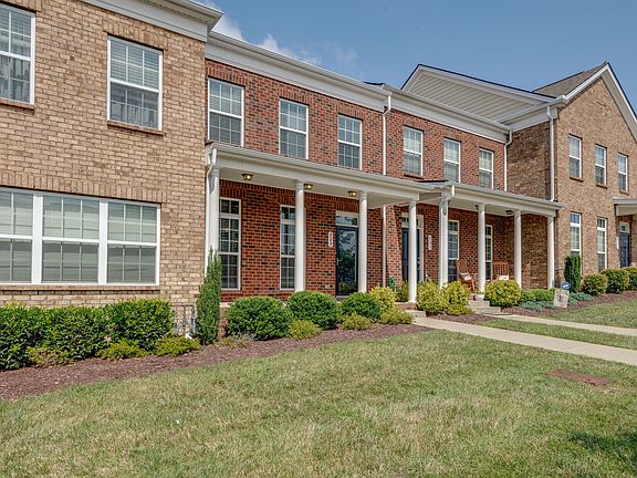 3rd image of 729 Westcott Ln #128