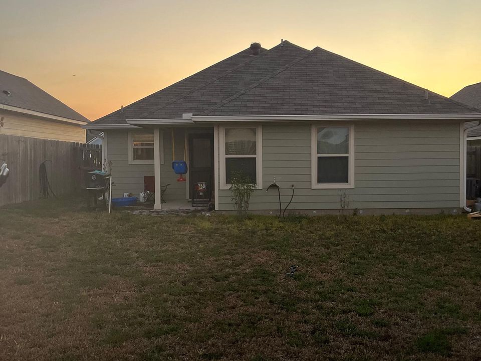 2nd image of 123 Dove Ct