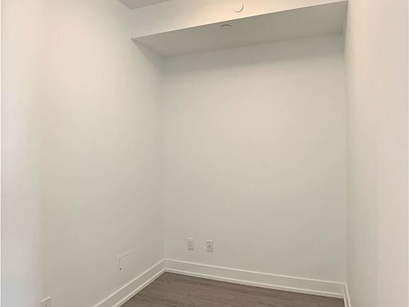 3rd image of 7 Grenville St #5106