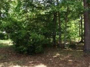236 NE 69th St, Oak Island, NC 28465