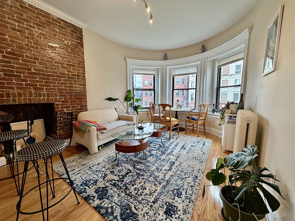 1st image of 886 Massachusetts Ave #212