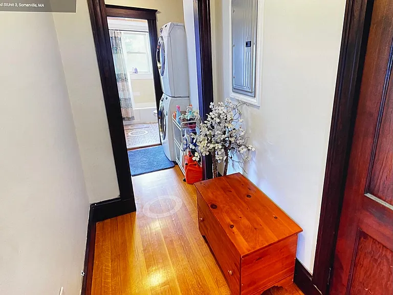 17 Bond St #2 — Photo 7