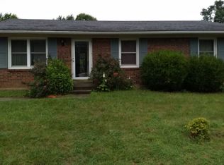 1029 Wedgewood Rd, Lexington, KY 40514