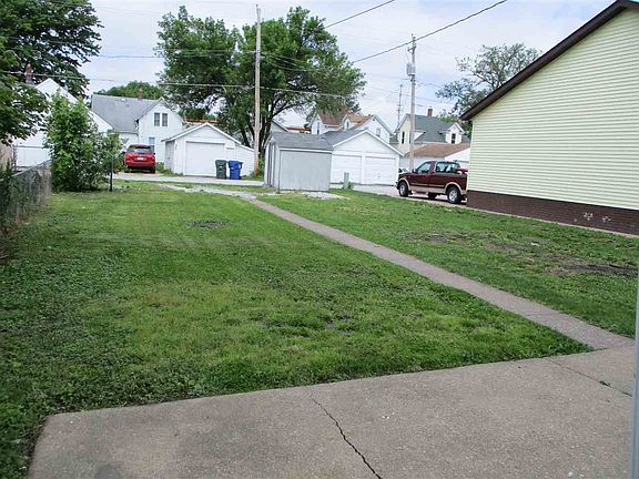 4th image of 1722 Sturdevant St
