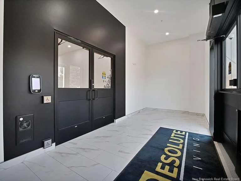 1333 Main St #414 — Photo 16