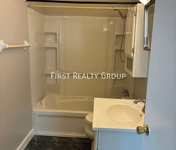 2322 Koehler Ave — Photo 15