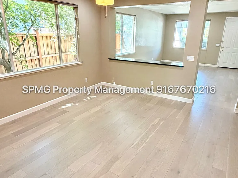 609 Granada Pass Dr — Photo 8