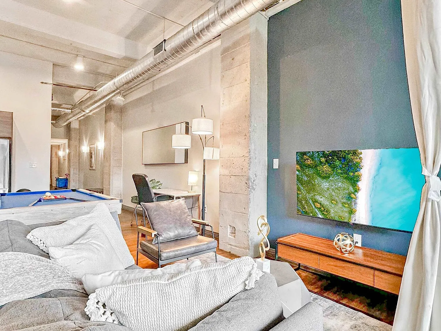 2 bed, 1.0 bath, $2,154 — Photo 1