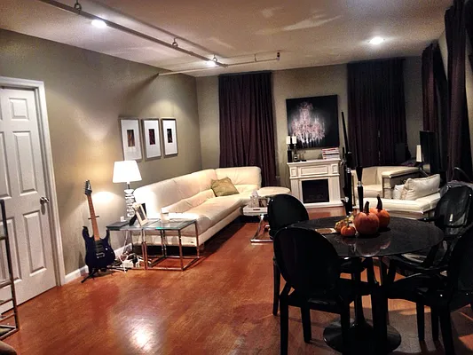 Rented by KNP Realty LLC | media 25