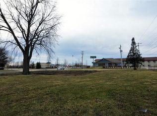 226 E Barnett Ave, Forsyth, IL 62535