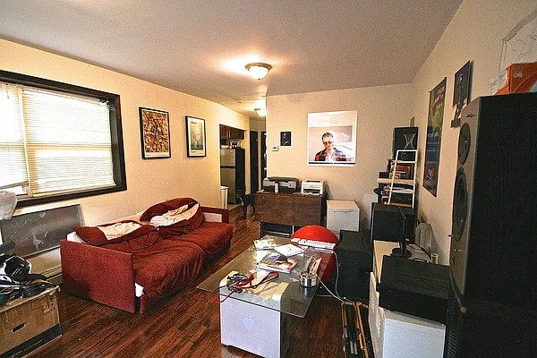 Rented by Rental Solutions Inc | media 15