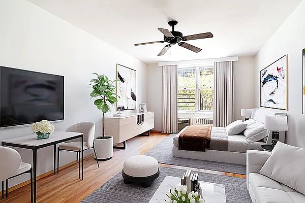 1st image of 408 W 34th St APT 3J