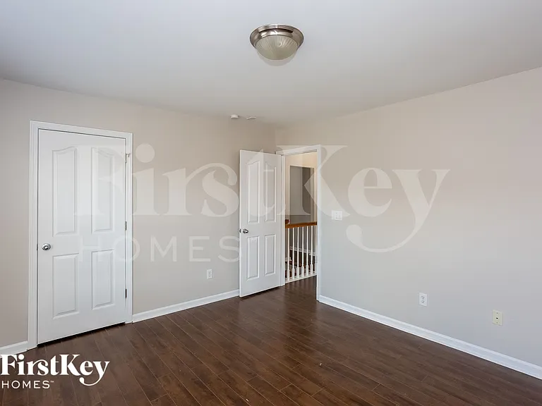 15221 Chowning Tavern Ln — Photo 10