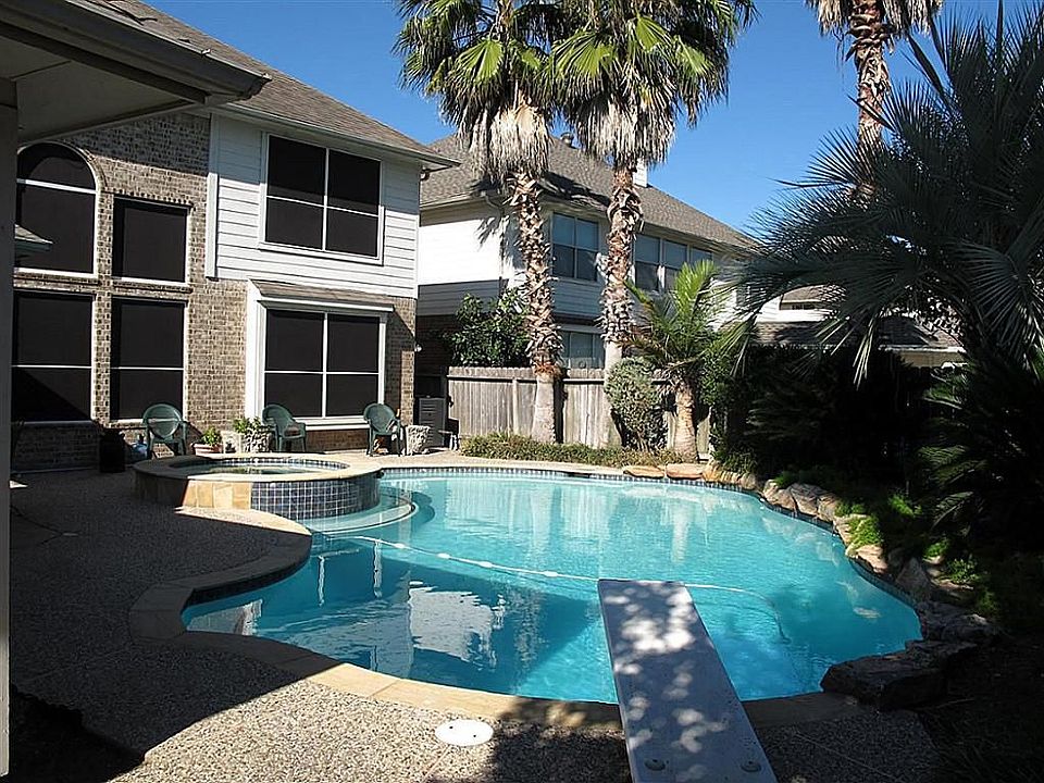2nd image of 9206 Meadow Branch Ct