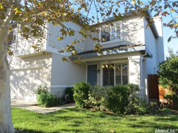 900 Ross Dr, Woodland, CA 95776