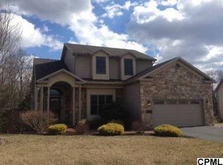 428 Woodland Dr, Dillsburg, PA 17019