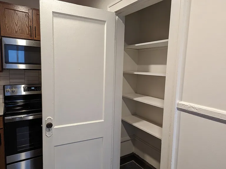 1401 Main Street — Photo 13