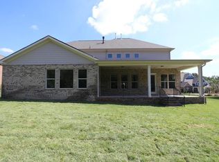 132 Highclere Dr, Waxhaw, NC 28173