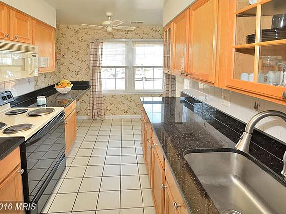 3rd image of 13761 Penwith Ct