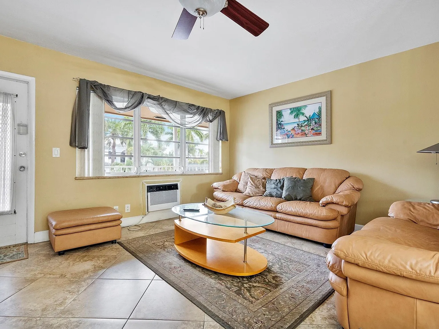 1 bed, 1.5 bath, 600 sqft, $1,450 — Photo 2