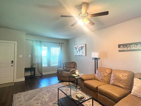 3rd image of 5417 Goodman Ave