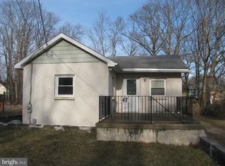 47 W Cloverdale Ave, Pine Hill, NJ 08021