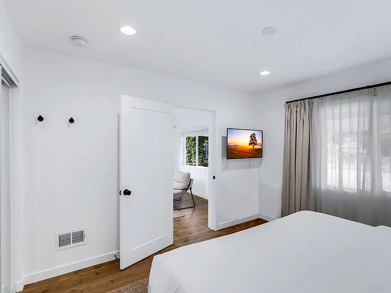 1006 N 6th St — Photo 14