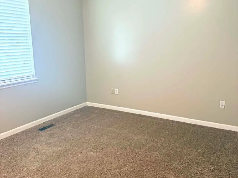 8029 River Bend Rd — Photo 11