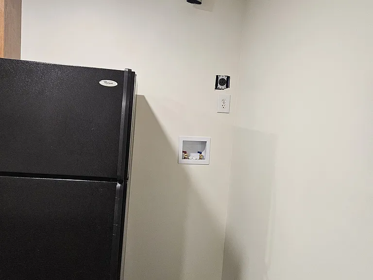 145 Quailwood Pkwy #11 — Photo 5