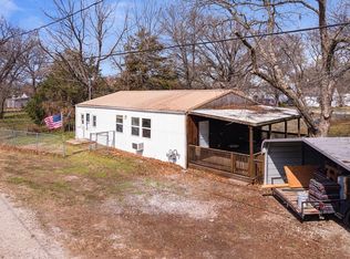 109 W Polk St, Coffeyville, KS 67337