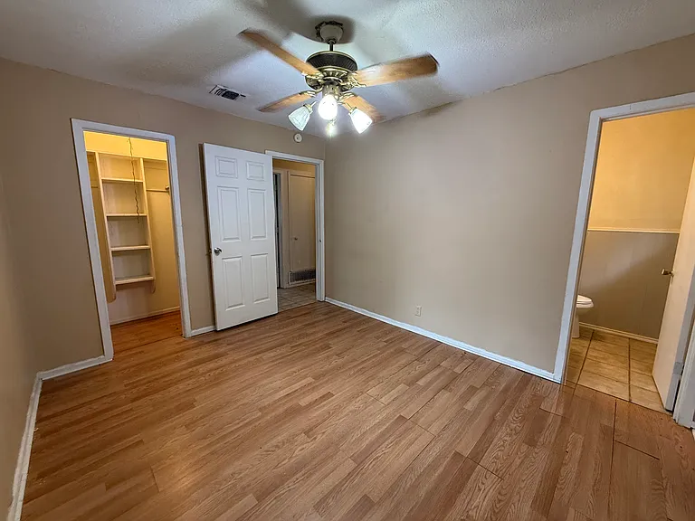 1238 Carla St — Photo 12