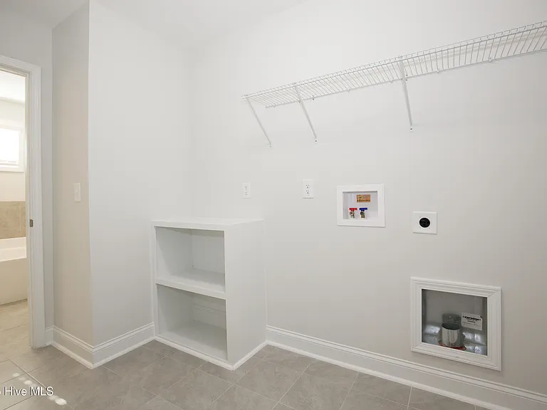 660 Avenue Of The Carolinas — Photo 59