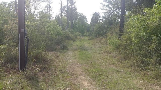 1st image of 107 Pines Park Dr