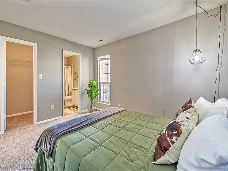 Lancaster Ridge — Photo 17