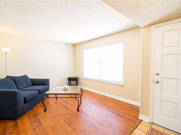 5th image of 11228 Thundercloud Dr