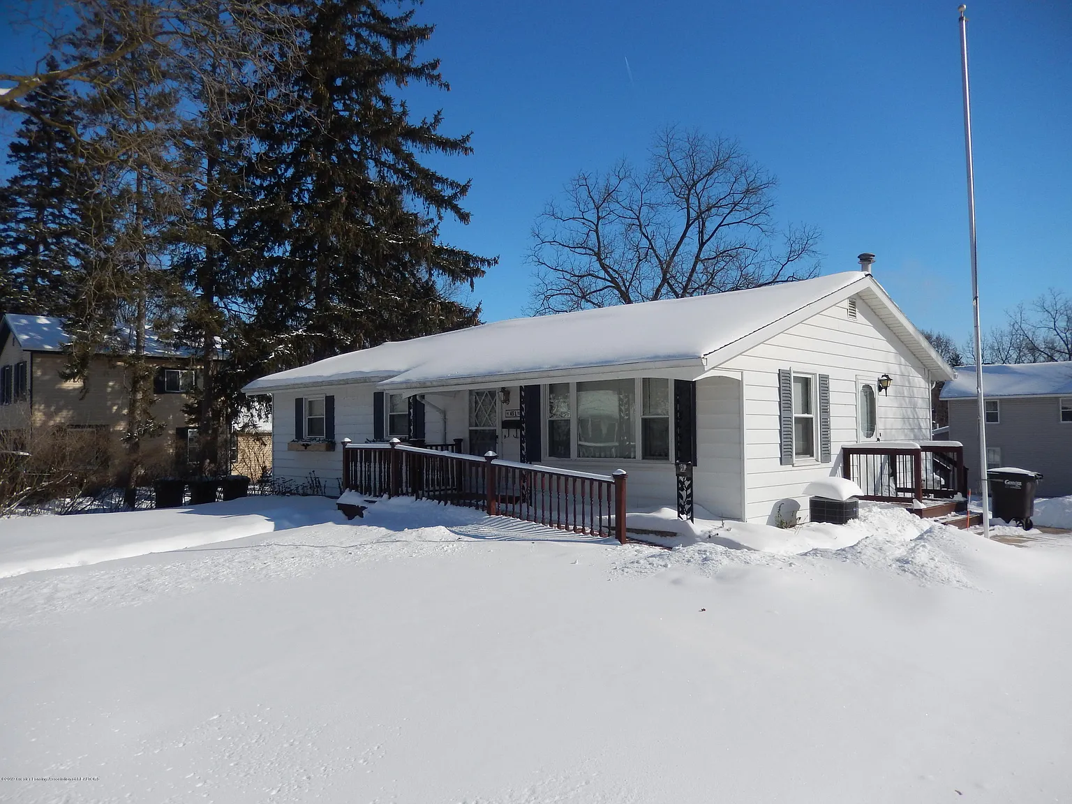 451 S Lincoln St photo 1