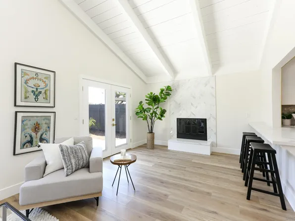 10967 Salinas Way, San Diego, CA 92126