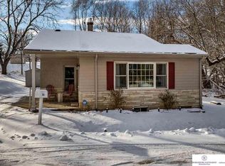 7102 S 20th St, Bellevue, NE 68147